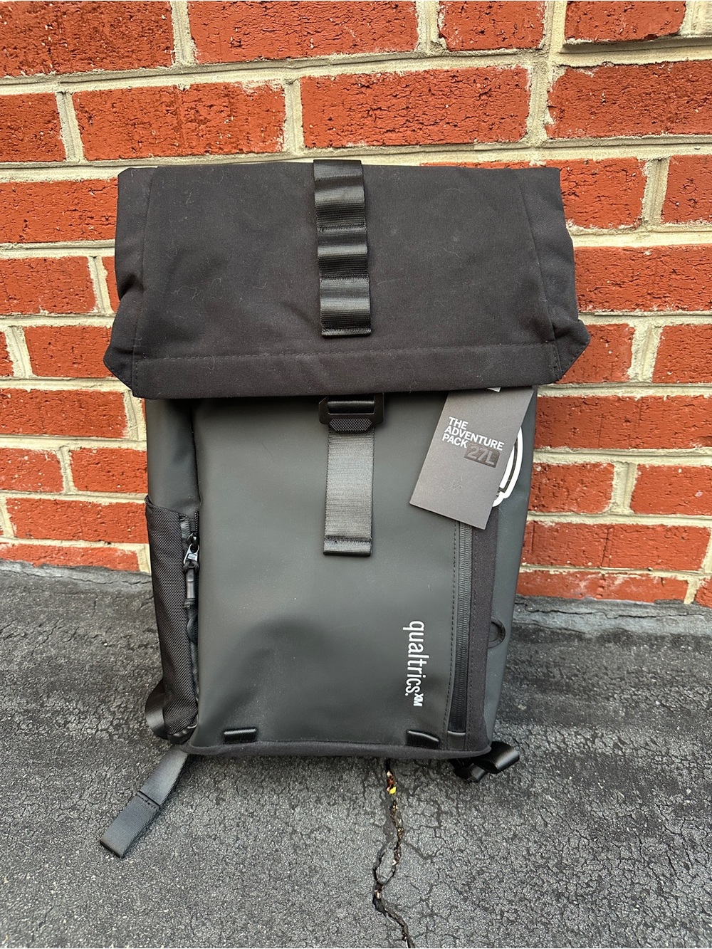 NWT Qualtrics Black Roll-Top 27L Adventure Pack